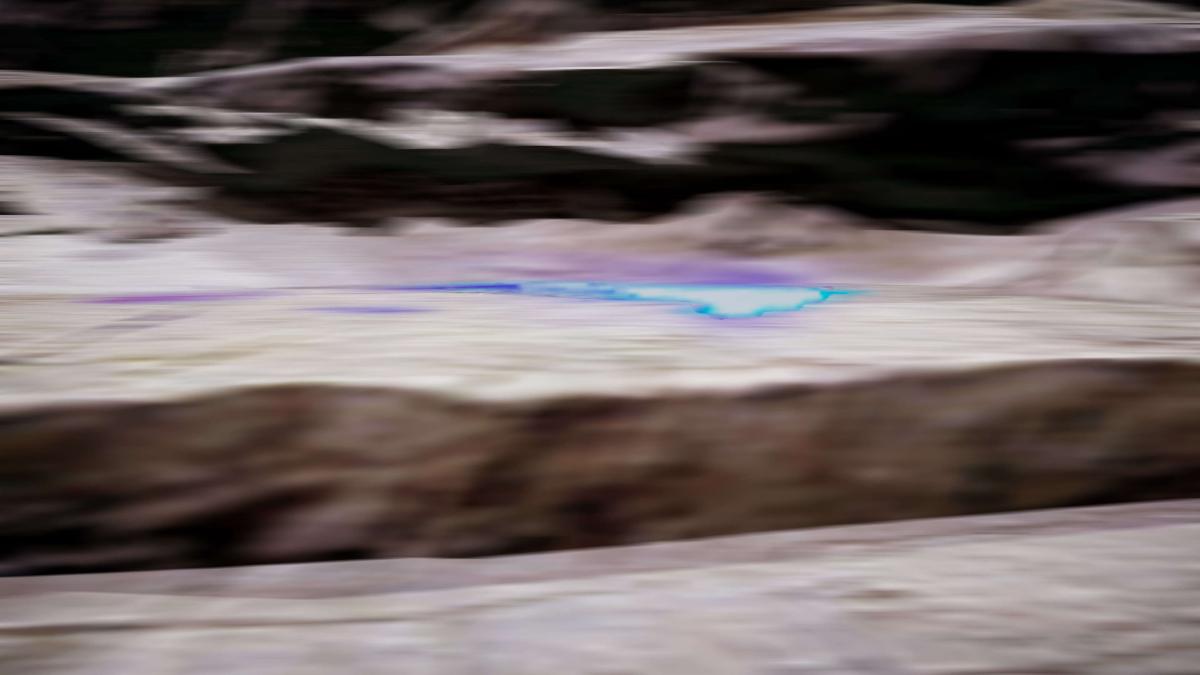 143.jpg
