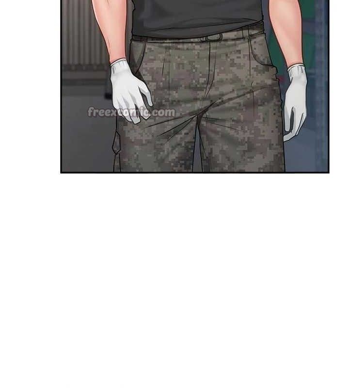 报告女班长:一根突起第15話-渴望肉棒的人母