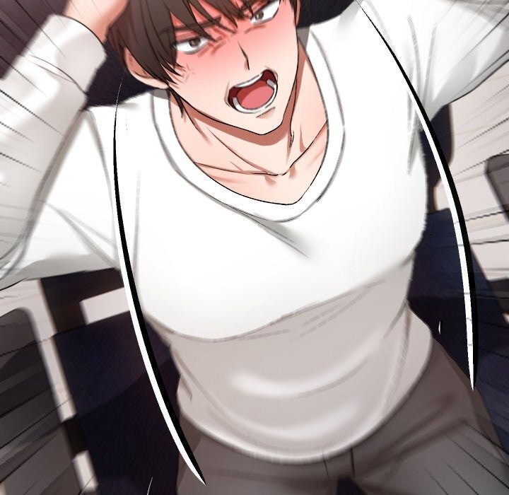 校花的双面生活第1话