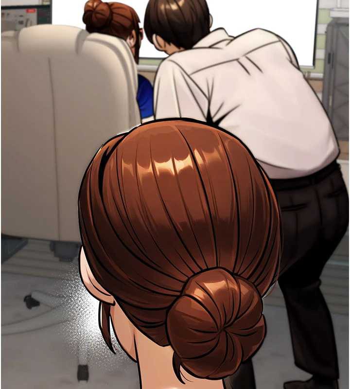 公务员的桃色副业第36話-淫蕩OL露臉直播處女秀