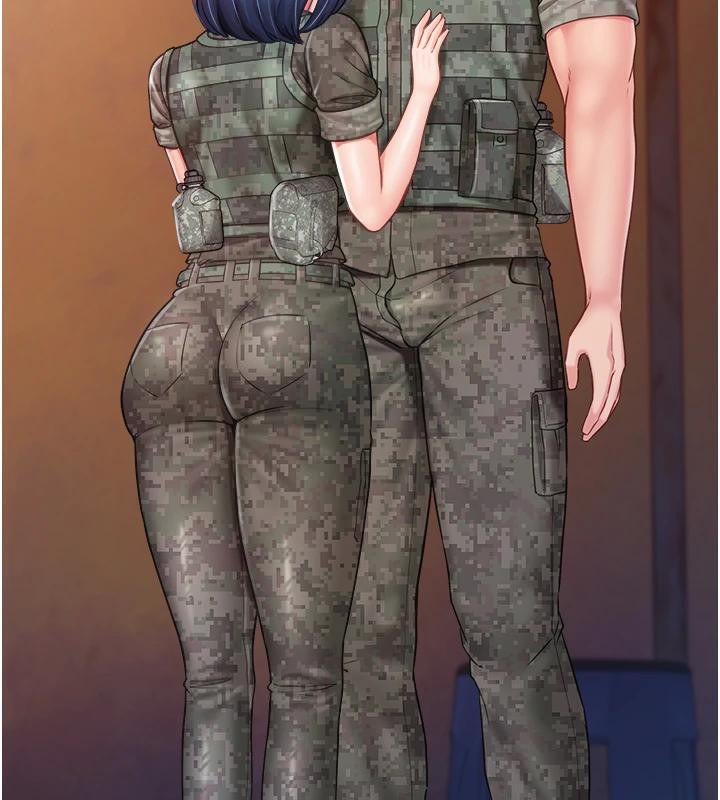 報告女班長:一根突起第29話-訓練中發情的女兵們